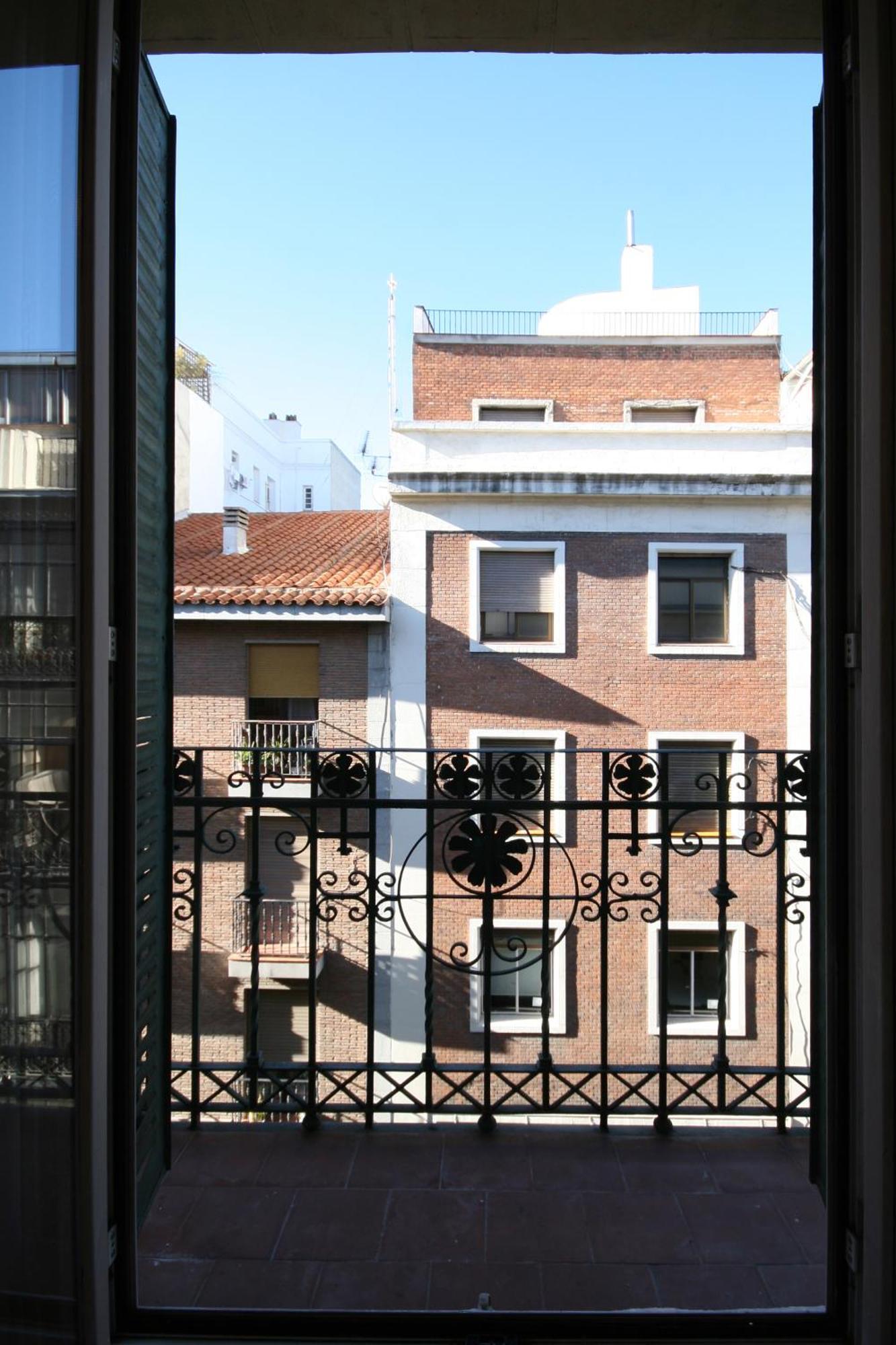 Ch Bueno Hotel Madri Exterior foto